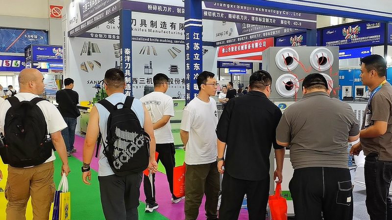 小标题：一、化妆品包装盒设计的核心要素